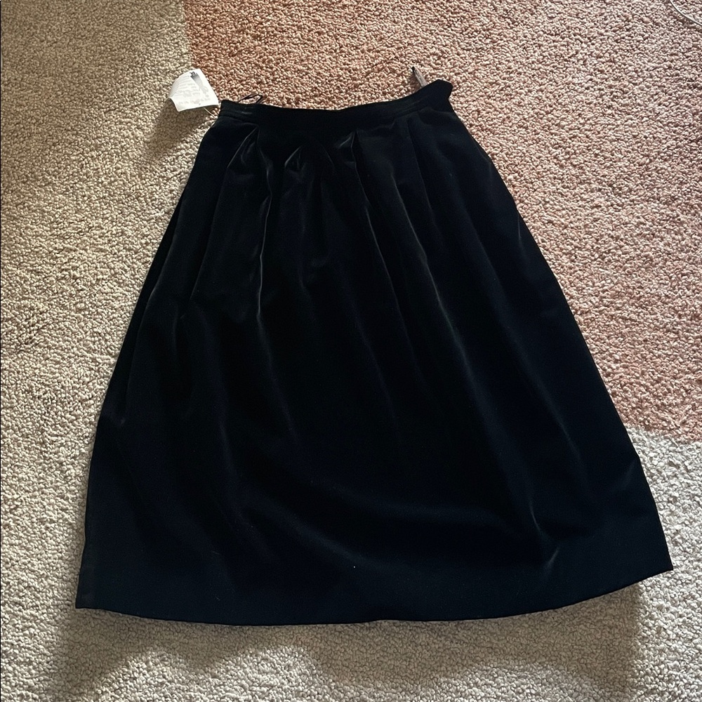 Vintage 80s YSL Yves Saint Laurent Black Velvet A-Line Midi Skirt 38 Party Lux